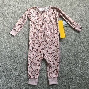 NWT Modern moments by Gerber onesie 18 months